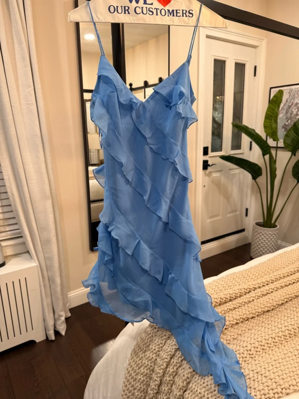 ABERCROMBIE & FITCH| ASYMMETRIC RUFFLE MINI DRESS - Picture 3 of 5
